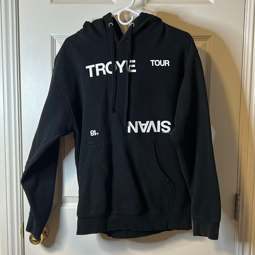 black troye sivan tour 2018 hoodie